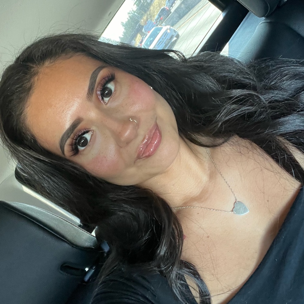 Meet your Posher, Abby